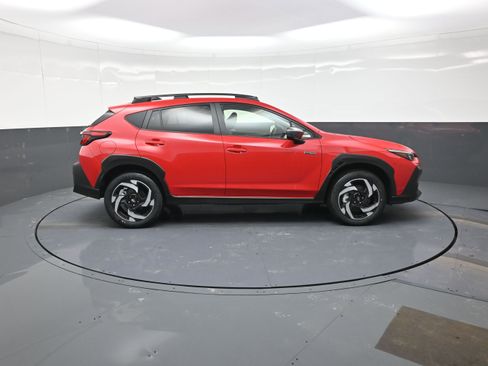 New 2026 Subaru Crosstrek 2.5i Limited image 2