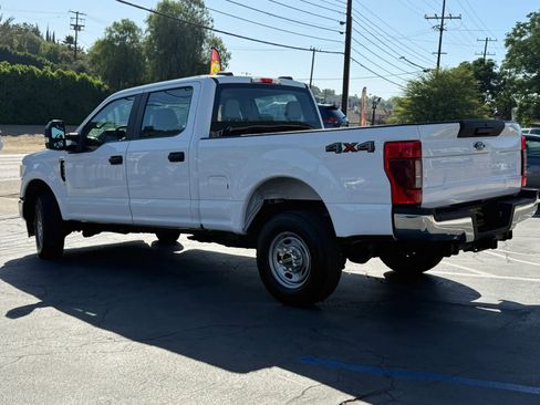 Used 2022 Ford F250 XL w/ Power Equipment Group AWD/4WD image 6