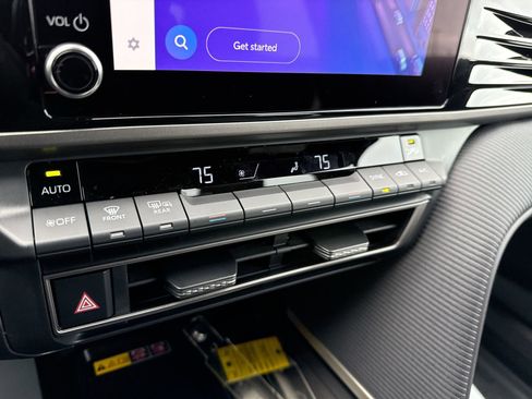 Certified 2026 Toyota Camry SE image 17