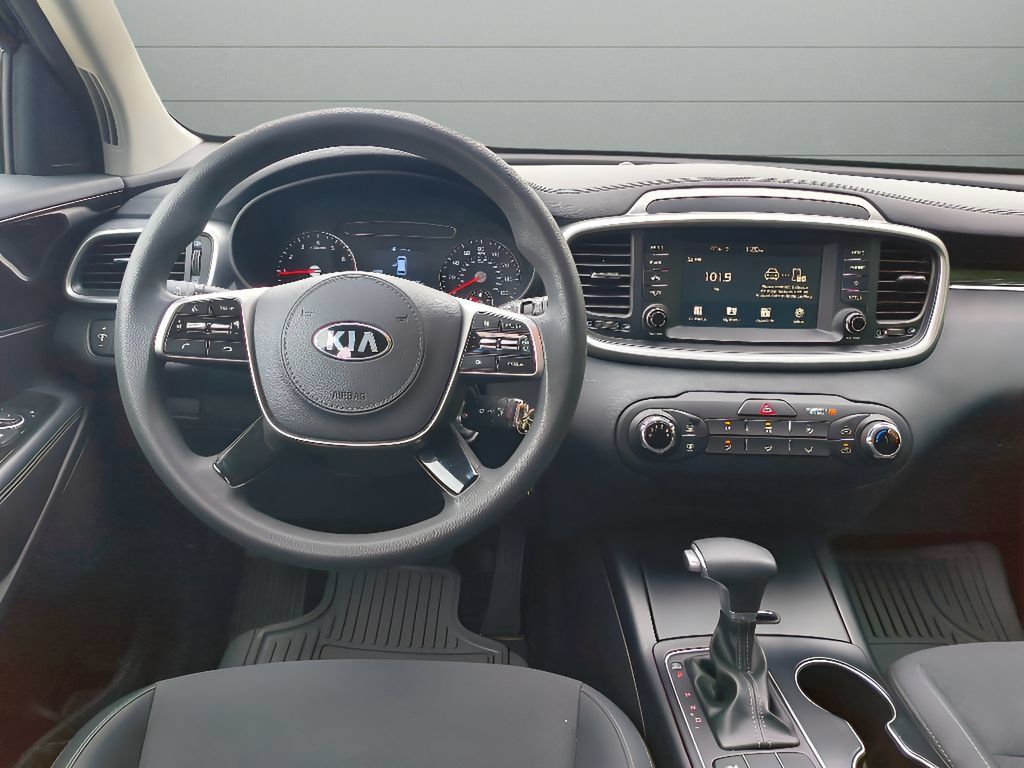 Used 2020 Kia Sorento FWD V6 image 23