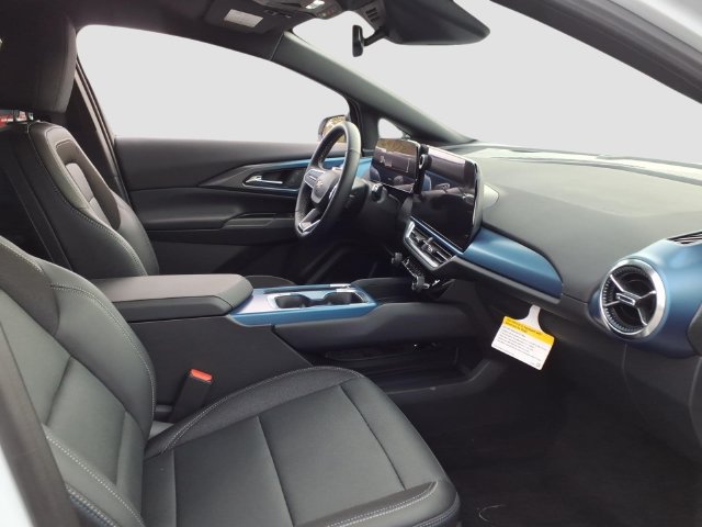 Used 2024 Chevrolet Equinox EV LT FWD image 14
