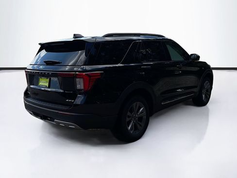 Used 2025 Ford Explorer Active w/ Active Comfort Package AWD/4WD image 5