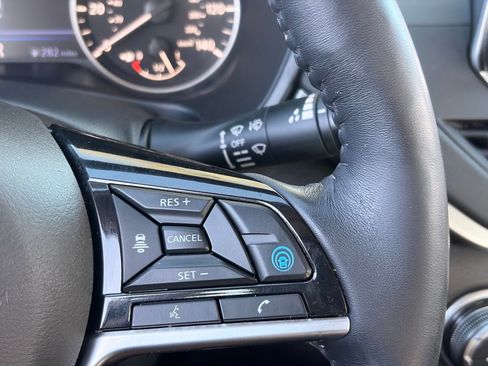 Certified 2020 Nissan Altima 2.5 SV FWD image 27