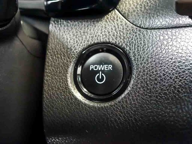 Used 2025 Toyota Camry SE FWD image 20