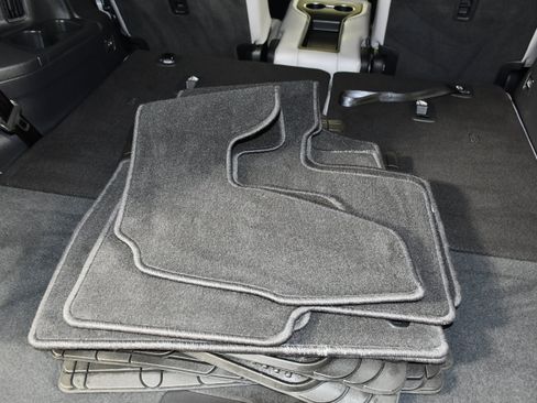 Certified 2025 Honda Pilot Elite image 52