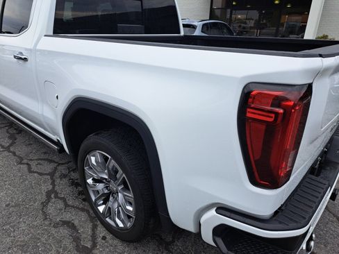 Used 2024 GMC Sierra 1500 Denali w/ Denali Reserve Package AWD/4WD image 20