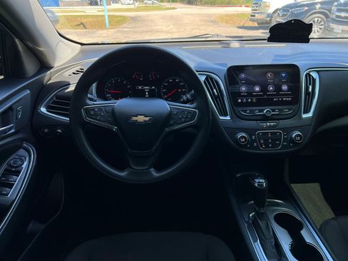 Used 2020 Chevrolet Malibu LT image 15