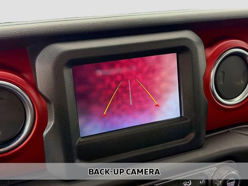 Used 2021 Jeep Wrangler Unlimited Rubicon image 3