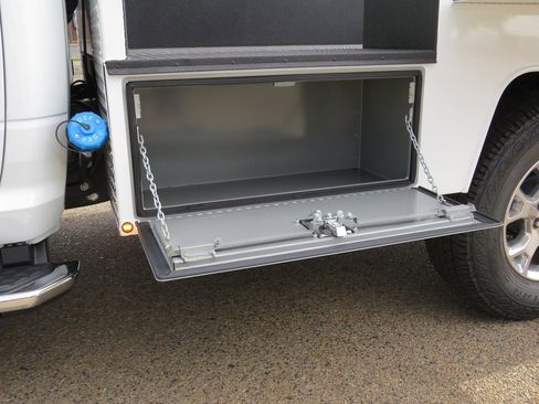 New 2022 RAM 3500 SLT w/ Quick Order Package 2YG SLT image 16