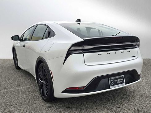 Used 2026 Toyota Prius Plug-In Hybrid image 5