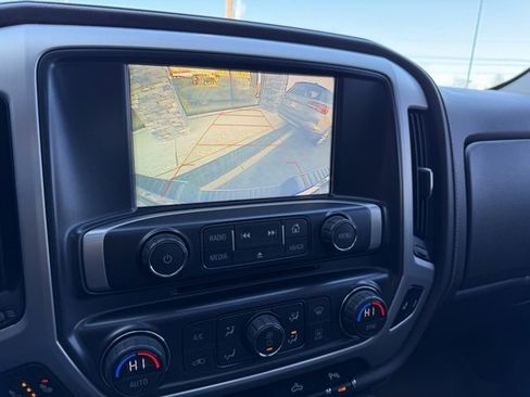 Used 2018 GMC Sierra 1500 SLT w/ SLT Premium Package image 9