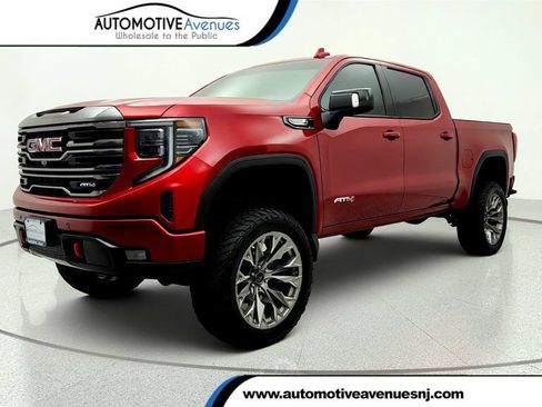 Used 2022 GMC Sierra 1500 AT4 w/ AT4 Premium Package AWD/4WD image 1