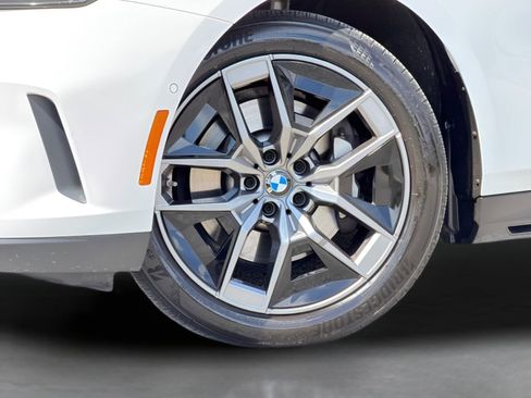 Used 2026 BMW 530i RWD image 24