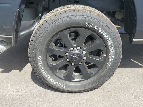 New 2026 RAM 2500 Big Horn AWD/4WD image 5