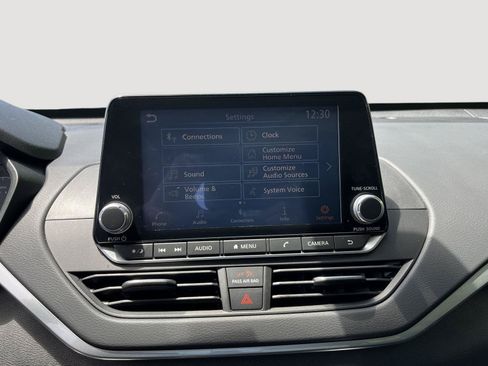 Used 2025 Nissan Altima 2.5 S FWD image 22