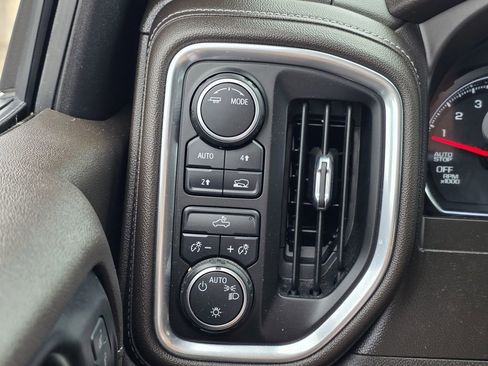Used 2021 Chevrolet Silverado 1500 LT w/ Bed Protection Package AWD/4WD image 27
