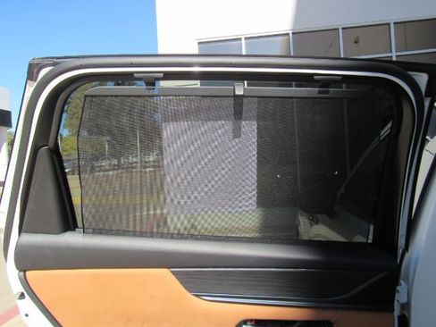 Used 2024 MAZDA CX-90 3.3 Turbo S w/ Premium Plus image 18