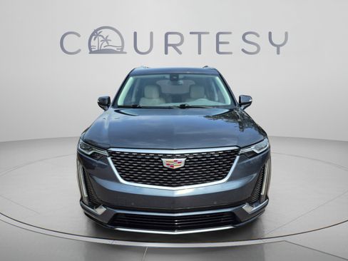 Used 2020 Cadillac XT6 Premium Luxury FWD image 8