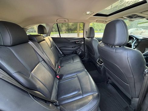 Used 2020 Subaru Outback Limited AWD/4WD image 14