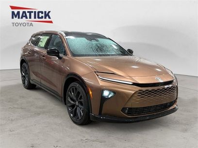 New 2025 Toyota Crown Signia