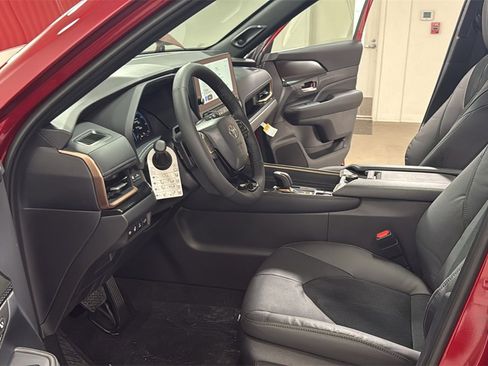 New 2026 Toyota Grand Highlander AWD Hybrid image 12