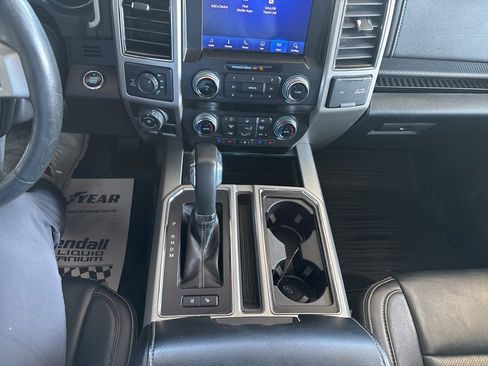 Used 2020 Ford F150 Lariat w/ Equipment Group 502A Luxury image 12