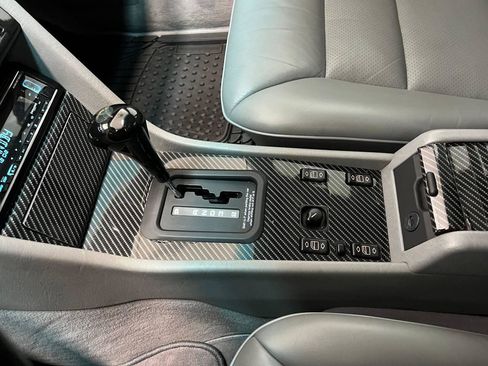 Used 1995 Mercedes-Benz E 320 Sedan image 19