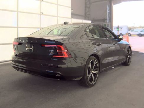 Used 2024 Volvo S60 B5 Core AWD/4WD image 8