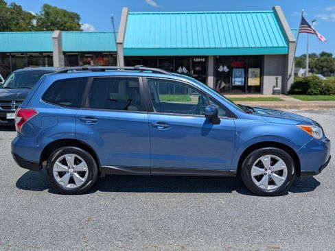 Used 2015 Subaru Forester 2.5i Premium w/ All-Weather Package AWD/4WD image 9