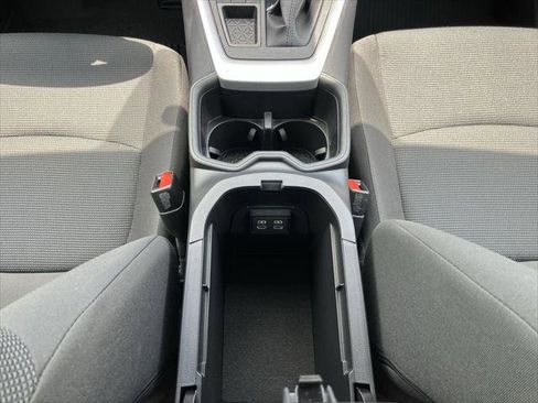 Certified 2025 Toyota RAV4 LE FWD image 17