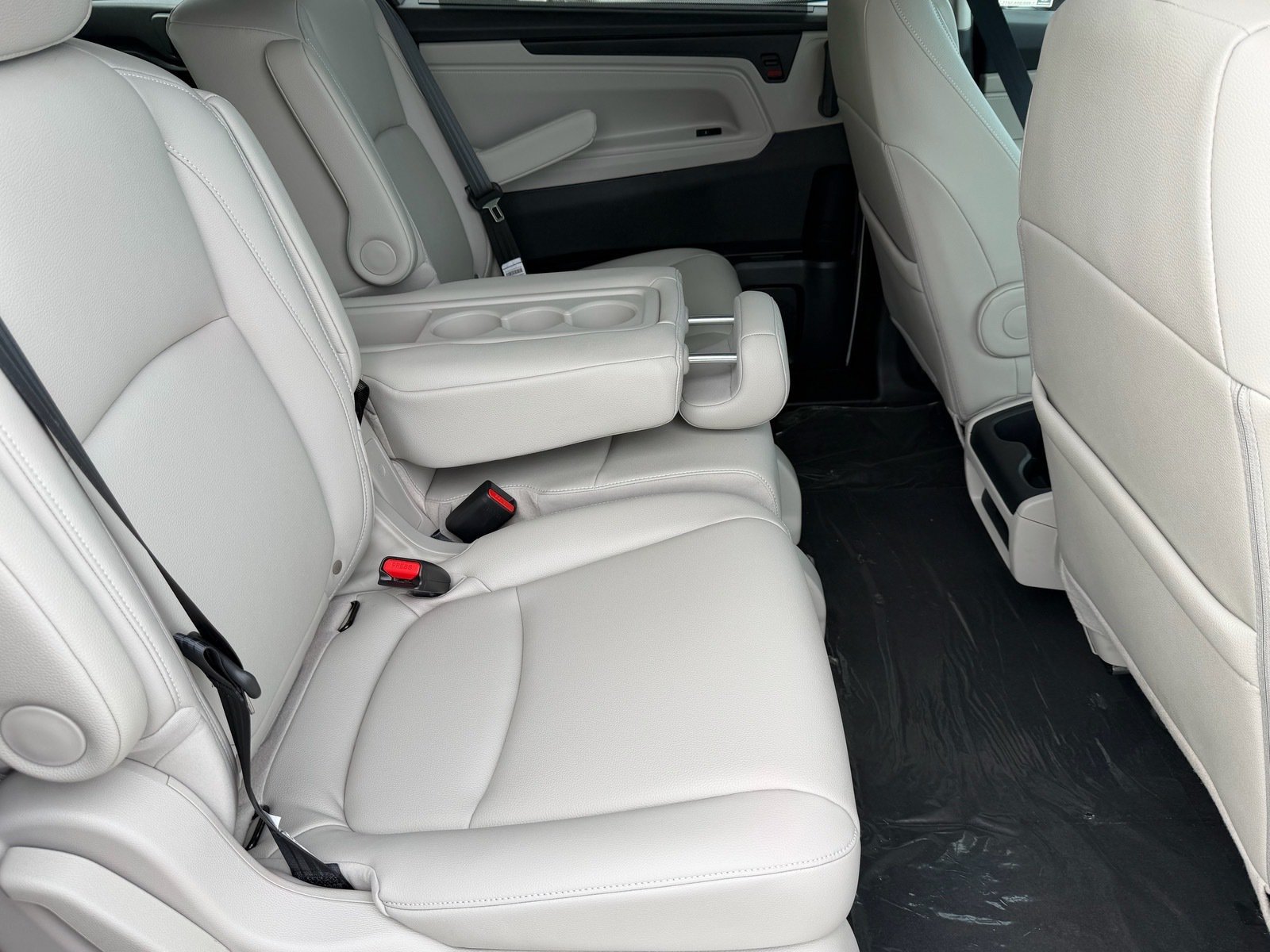 New 2027 Honda Odyssey EX-L image 18