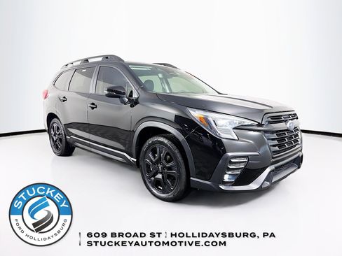 Used 2023 Subaru Ascent Onyx Edition image 1