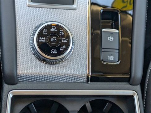 New 2025 Mitsubishi Outlander SEL image 25