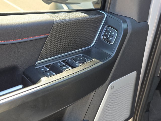 Used 2025 Ford F150 Raptor AWD/4WD image 22