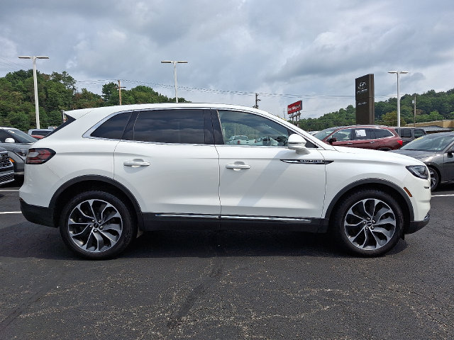 Used 2021 Lincoln Nautilus Reserve AWD/4WD image 7