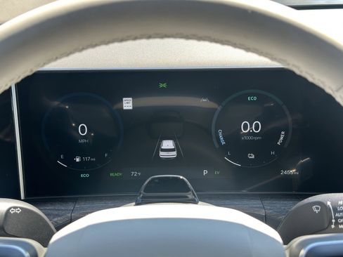 Used 2025 Hyundai Santa Fe Limited image 20