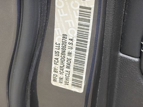 Used 2022 Jeep Grand Cherokee Overland AWD/4WD image 44