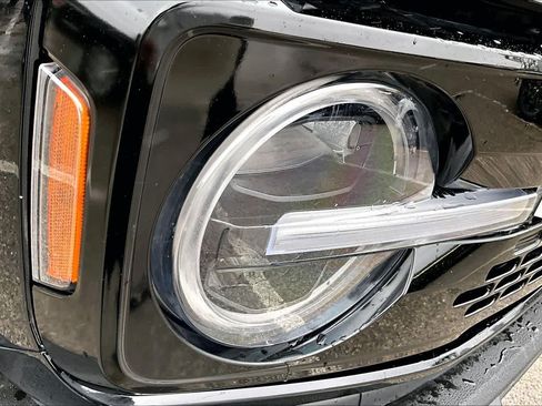 Used 2025 Ford Bronco Outer Banks image 27