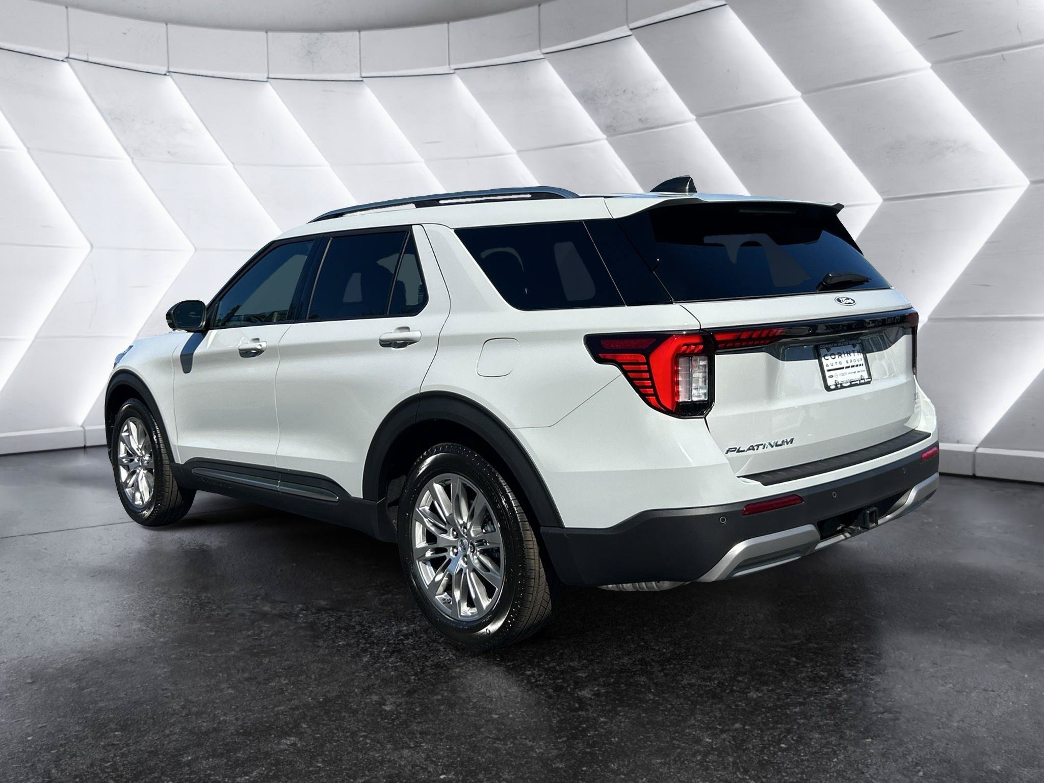 New 2027 Ford Explorer Platinum RWD image 5