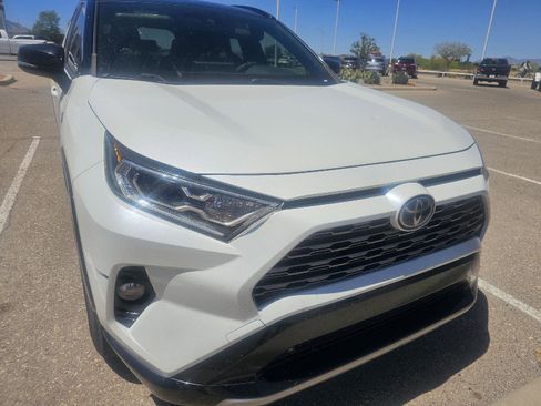 Used 2020 Toyota RAV4 XSE w/ XSE Grade Weather Package image 16