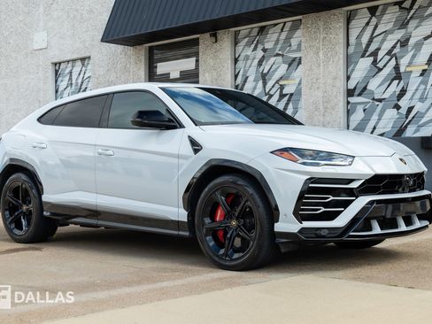 Used 2019 Lamborghini Urus AWD/4WD image 18
