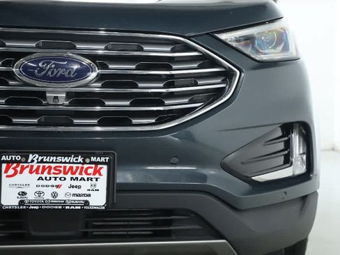 Used 2019 Ford Edge Titanium AWD/4WD image 7