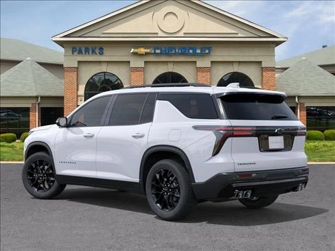 New 2026 Chevrolet Traverse LT FWD image 4