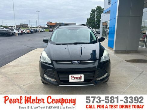 Used 2013 Ford Escape SE FWD image 2