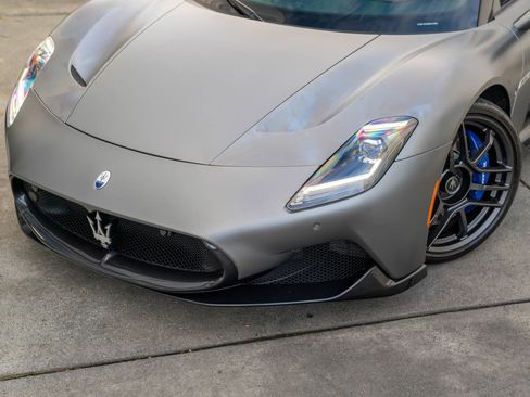 Used 2022 Maserati MC20 Coupe image 5