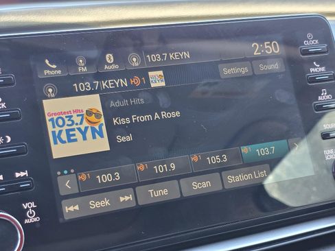 Used 2018 Honda Accord EX image 22