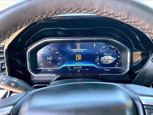 Used 2023 Chevrolet Silverado 1500 LT AWD/4WD image 24