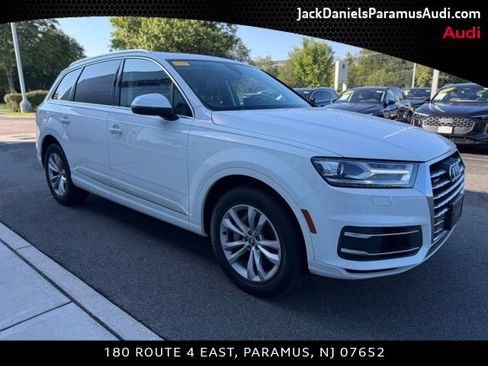Used 2019 Audi Q7 3.0T Premium w/ Convenience Package AWD/4WD image 3