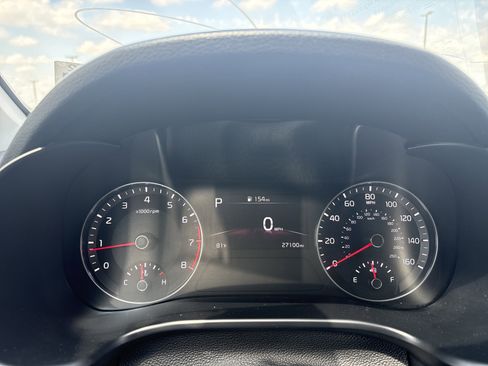 Used 2024 Kia Forte LXS w/ LXS Technology Package FWD image 6