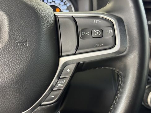 Used 2024 RAM 2500 Big Horn w/ Bed Utility Group image 33